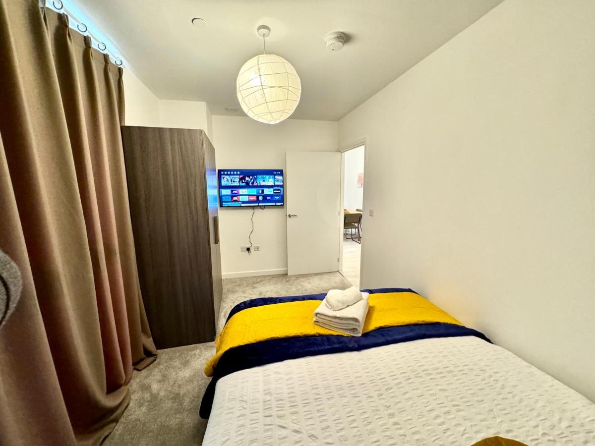 3Bedroom, 2Bathroom, Balcony,Luxury Flat Westfield London Luaran gambar