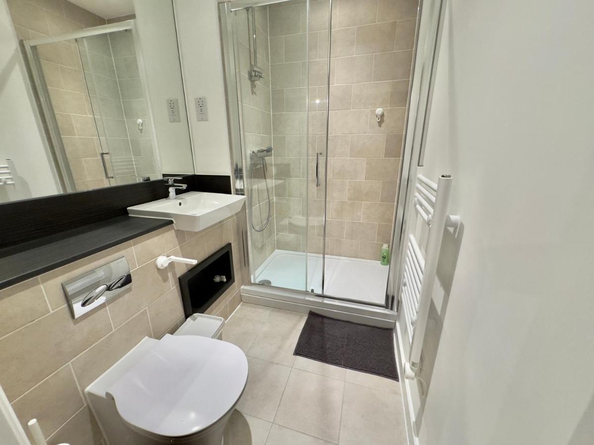 3Bedroom, 2Bathroom, Balcony,Luxury Flat Westfield London Luaran gambar