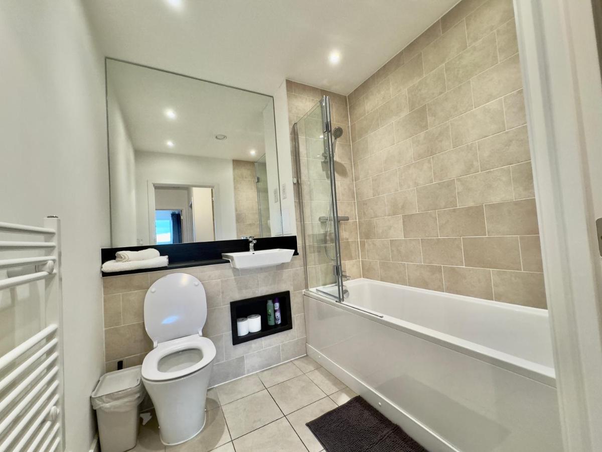 3Bedroom, 2Bathroom, Balcony,Luxury Flat Westfield London Luaran gambar