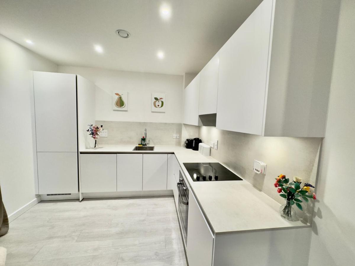 3Bedroom, 2Bathroom, Balcony,Luxury Flat Westfield London Luaran gambar