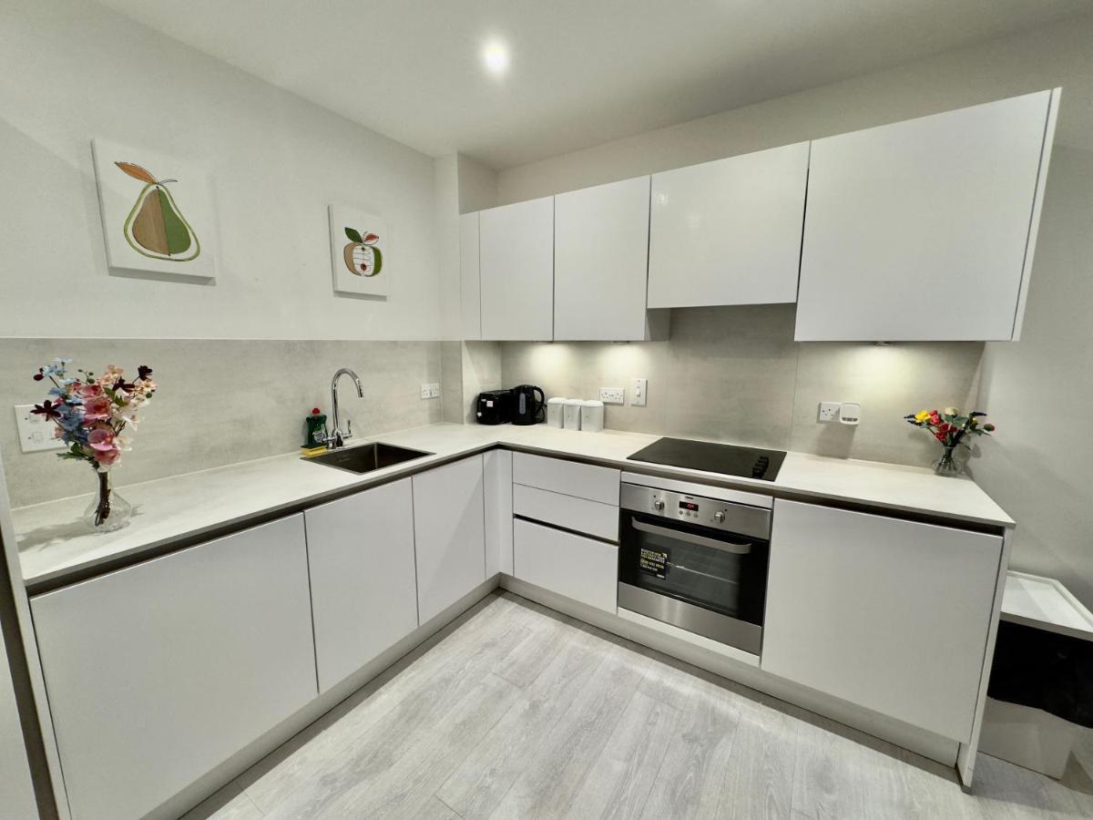 3Bedroom, 2Bathroom, Balcony,Luxury Flat Westfield London Luaran gambar