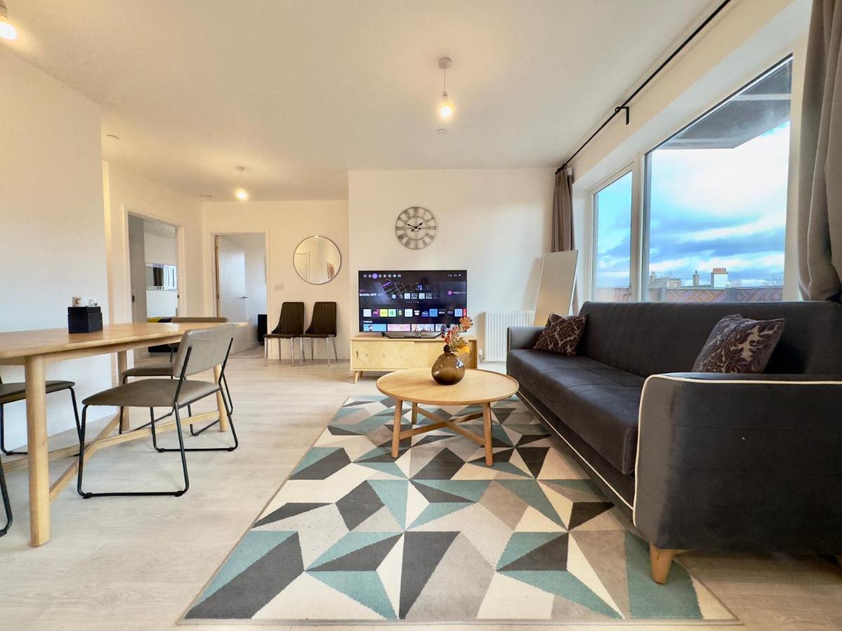 3Bedroom, 2Bathroom, Balcony,Luxury Flat Westfield London Luaran gambar
