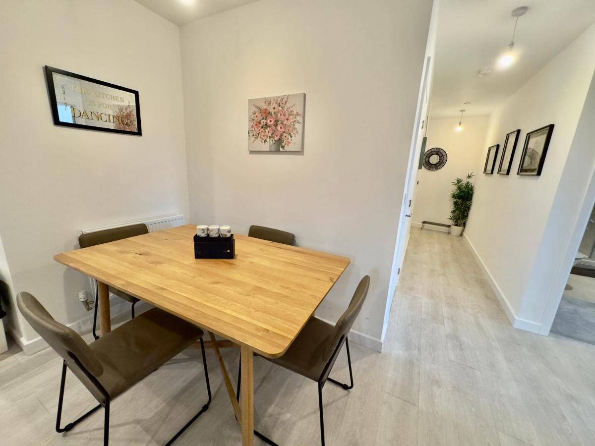 3Bedroom, 2Bathroom, Balcony,Luxury Flat Westfield London Luaran gambar
