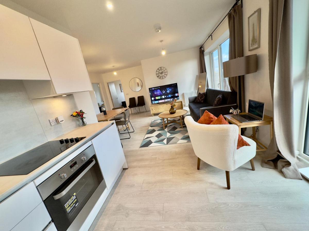 3Bedroom, 2Bathroom, Balcony,Luxury Flat Westfield London Luaran gambar