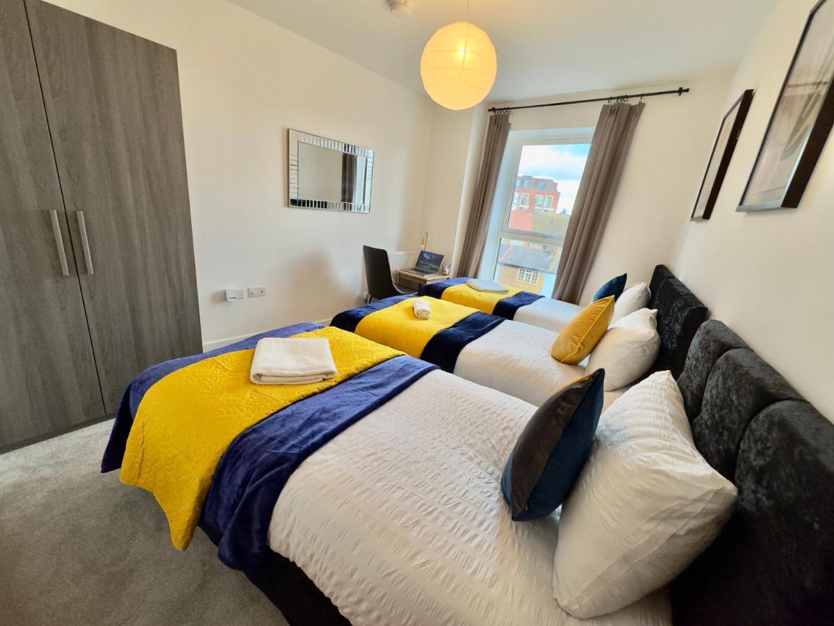 3Bedroom, 2Bathroom, Balcony,Luxury Flat Westfield London Luaran gambar