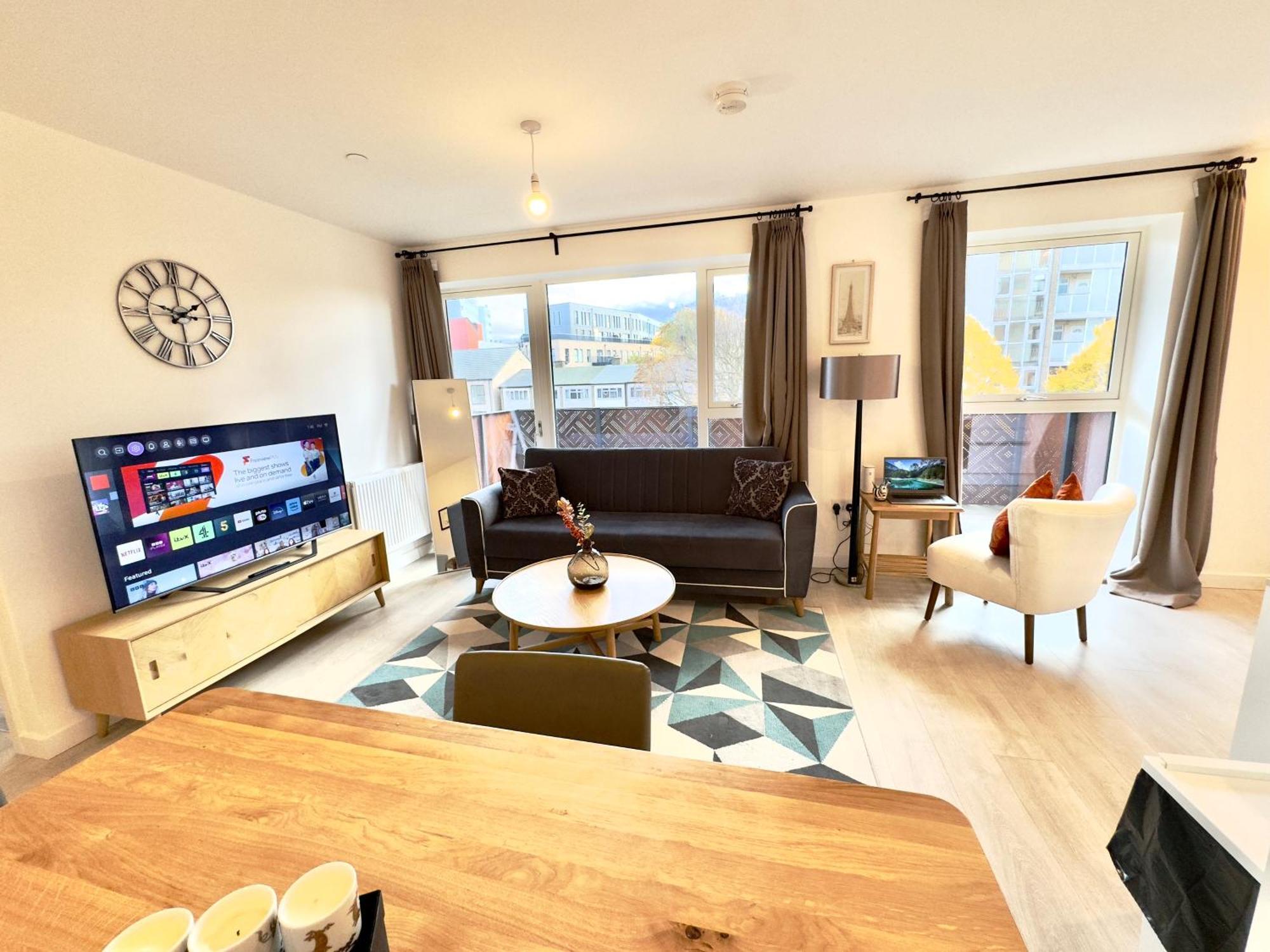 3Bedroom, 2Bathroom, Balcony,Luxury Flat Westfield London Luaran gambar